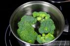 Recept Marinované kuřecí kousky - příprava brokolice